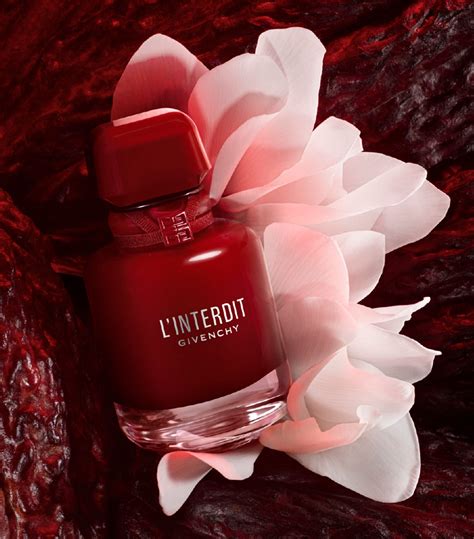 Парфюмерная вода Givenchy L’Interdit Rouge Ultime 